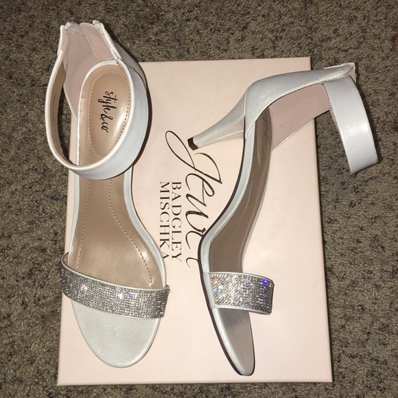 Style & Co. Heels🔥🔥 - Picture 2 of 2